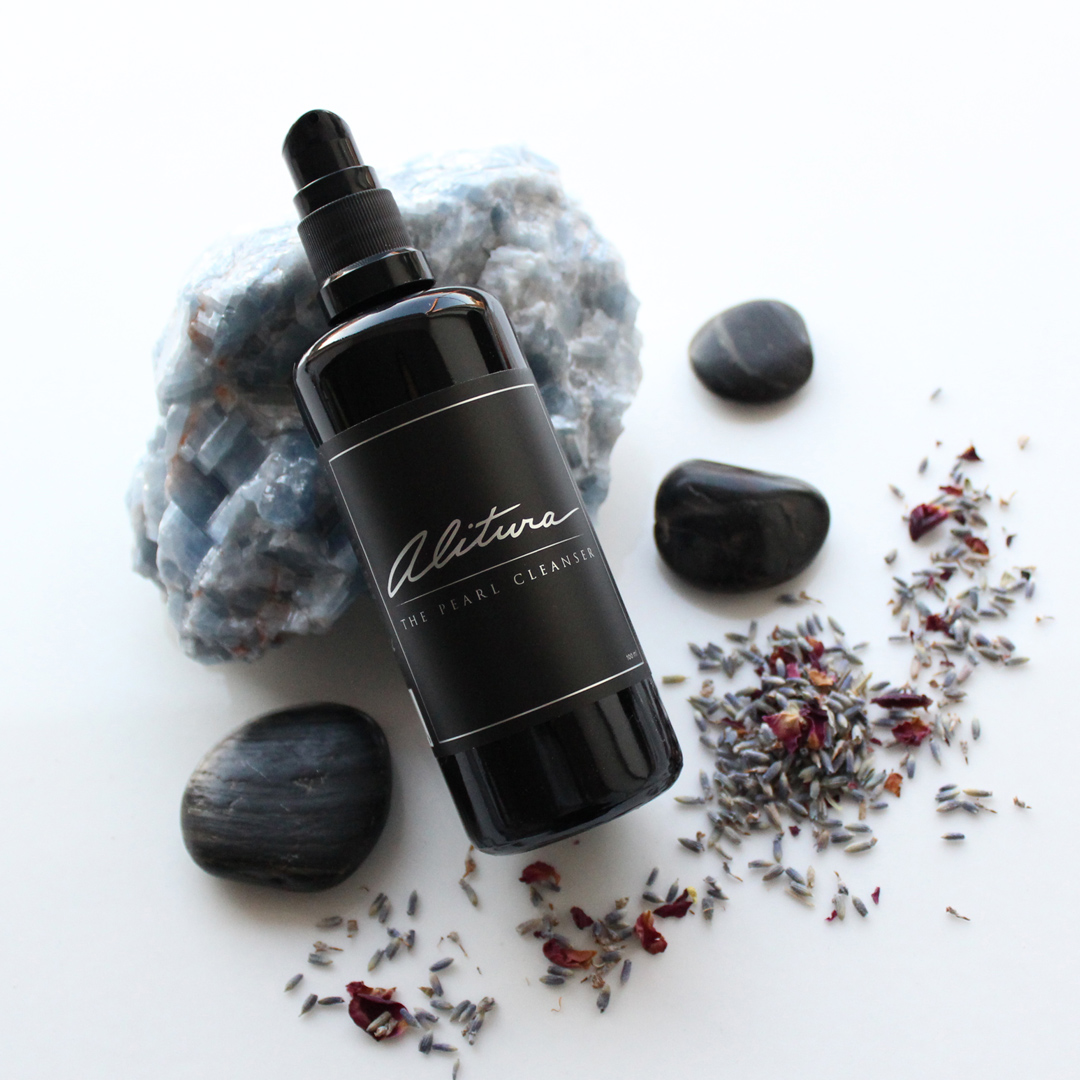 The Alitura Pearl Cleanser