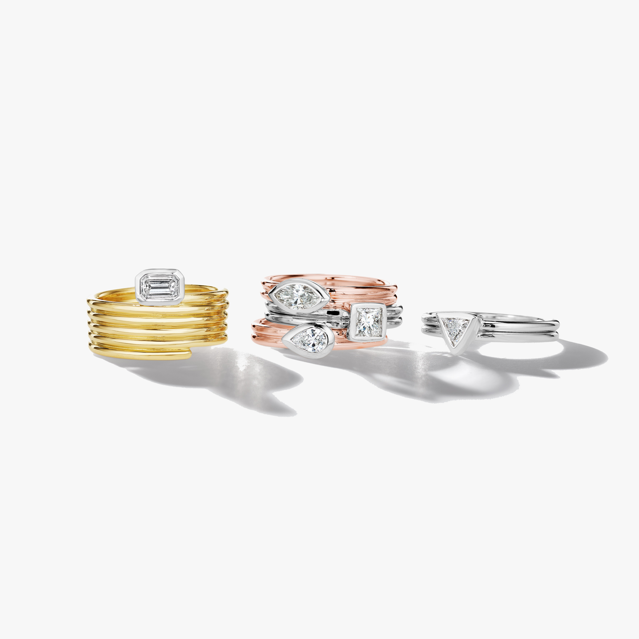 Emerald-Cut-Bezel-Set-Diamond-Ring_18k Yellow Gold