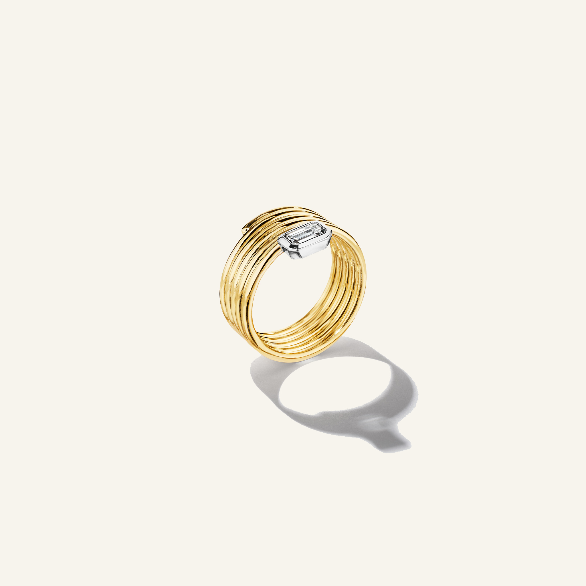 Emerald-Cut-Bezel-Set-Diamond-Ring_18k Yellow Gold