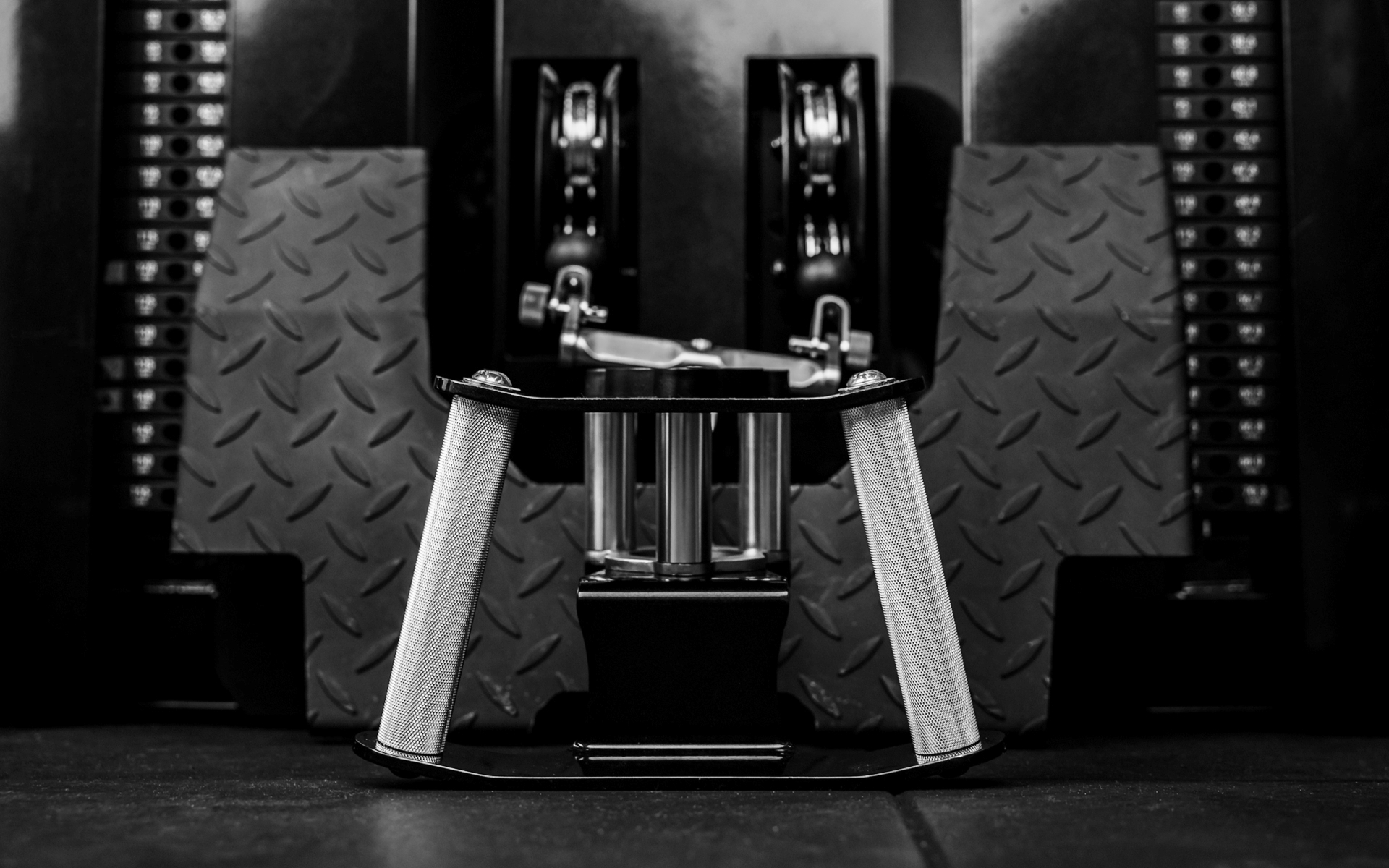 ANGLED HANDLES