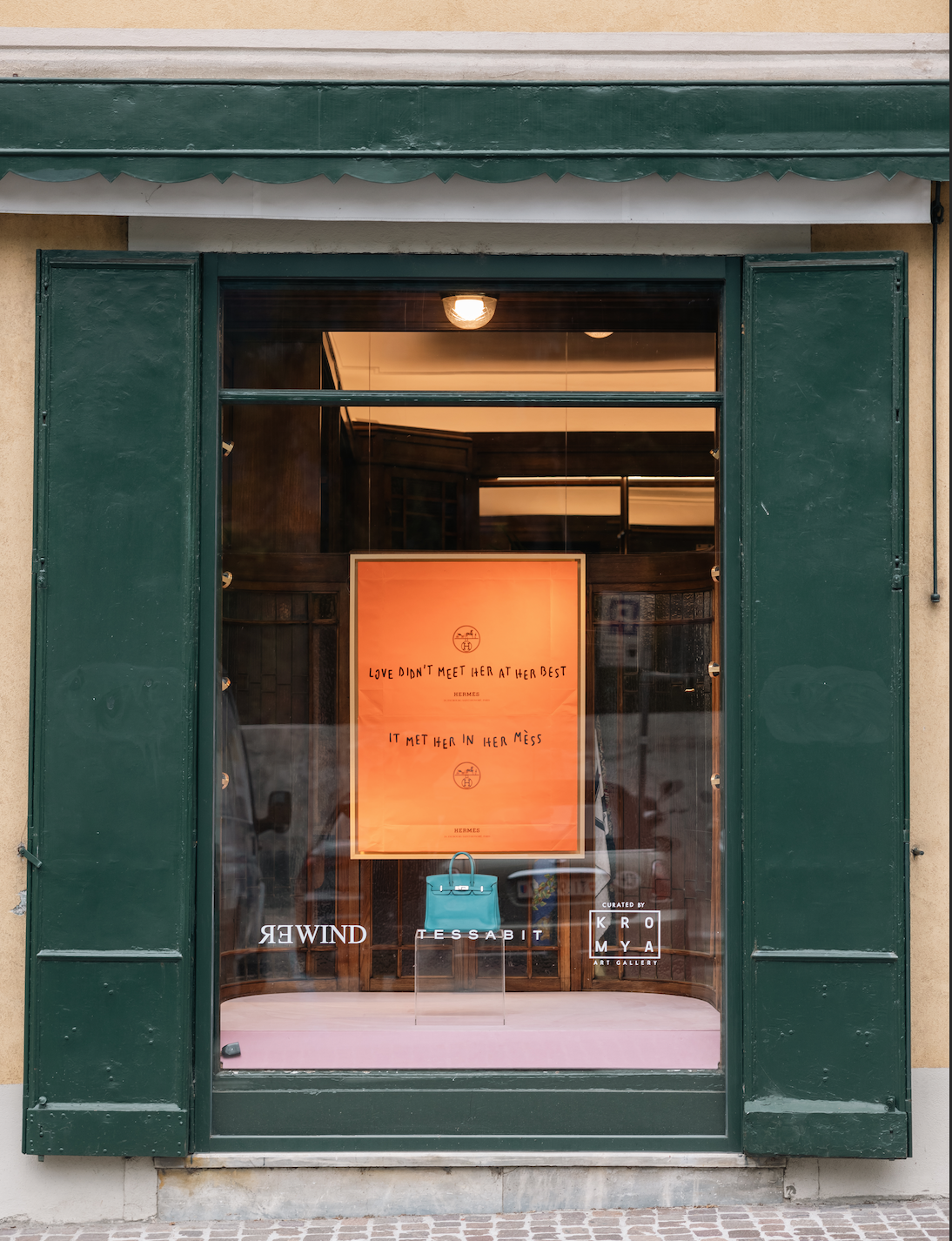 ART MEETS LUXURY IN OUR NEW CONCEPT STORE ON LAKE COMO
