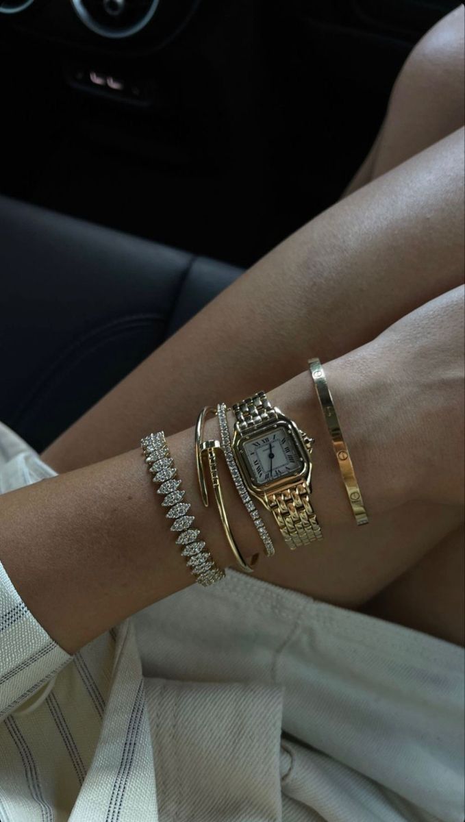 THE ULTIMATE GUIDE TO CHOOSING THE PERFECT JEWELLERY DESIGNER FOR ANY OCCASION